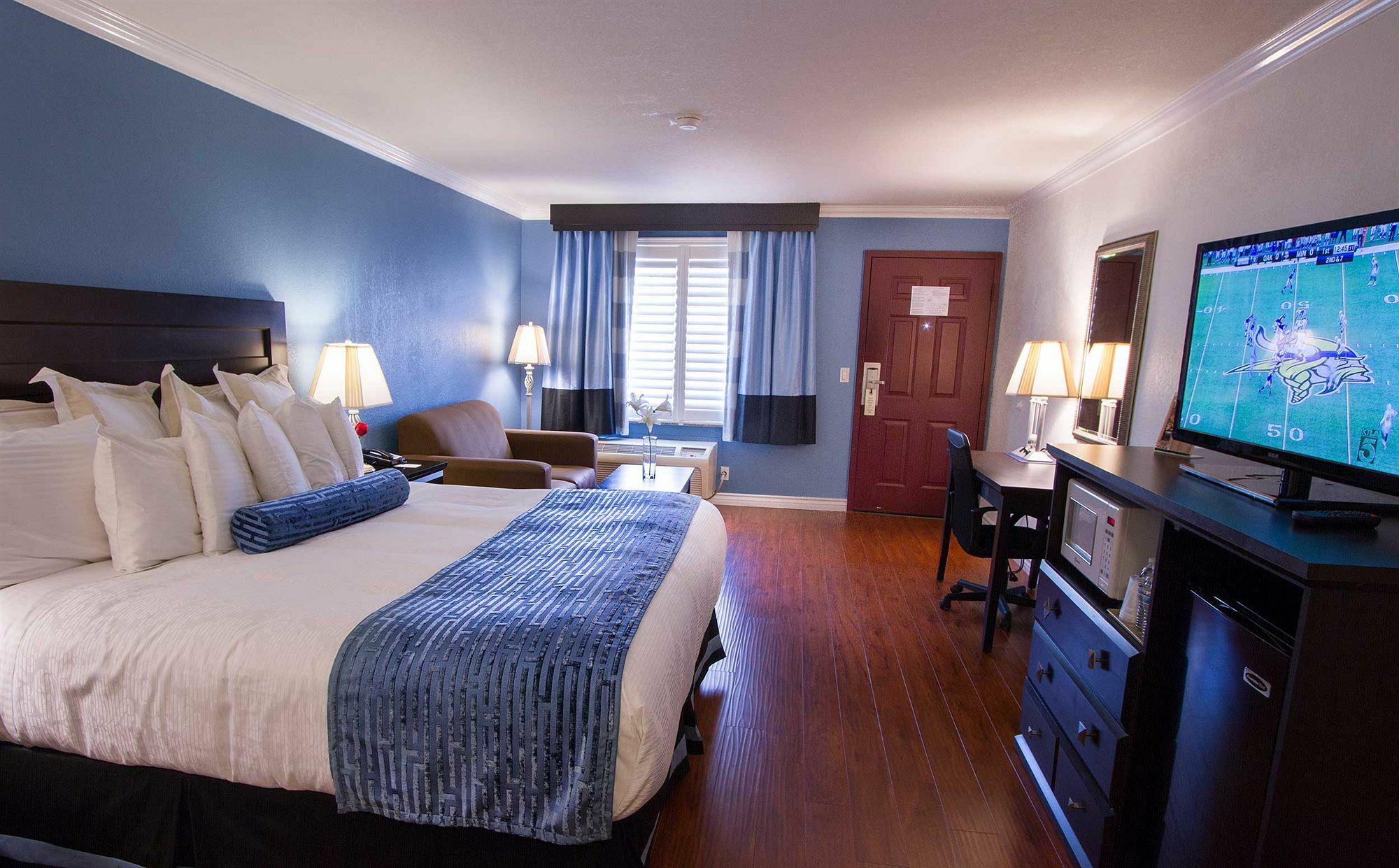 Hotel Regency In Angeles 2*